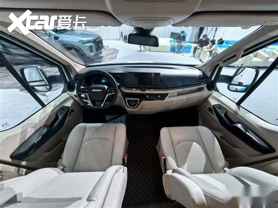 ：上汽大通MAXUS房车家族AG真人平台2025成都车展(图3)